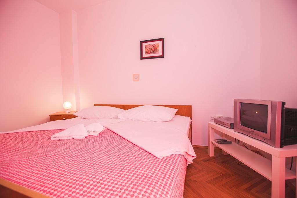 Apartments Renata Banjol 部屋 写真